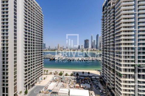 Купить квартиру в EMAAR Beachfront, Dubai Harbour, Дубай: 2 спальни, 154м², № 18804 - фото 1