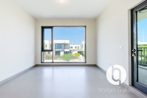 Villa in Dubai Hills Estate, Dubai 4 bedrooms, 229 sq.m. № 133050 - photo 15