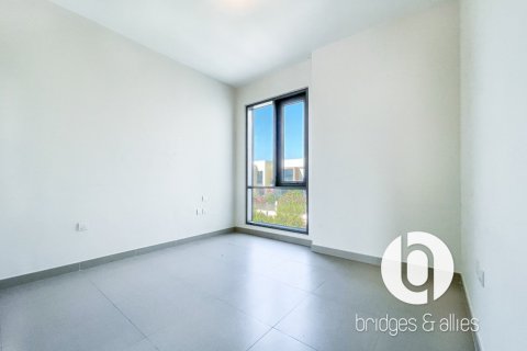 Villa in Dubai Hills Estate, Dubai 4 bedrooms, 229 sq.m. № 133050 - photo 7