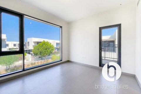 Villa in Dubai Hills Estate, Dubai 4 bedrooms, 229 sq.m. № 133050 - photo 14