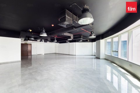 Офис в Бизнес-Бэе, Дубай, 105.7м², № 133048