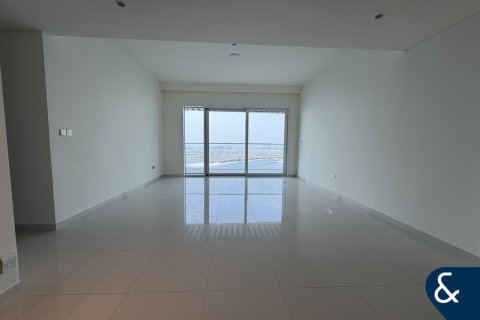 Apartment in EMAAR Beachfront, Dubai Harbour, Dubai 2 bedrooms, 131 sq.m. № 98831 - photo 3