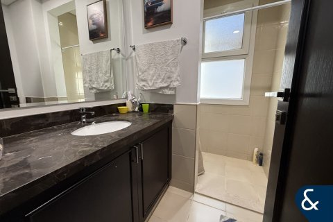 Villa in Dubai Land, Dubai 3 bedrooms, 213 sq.m. № 98834 - photo 14