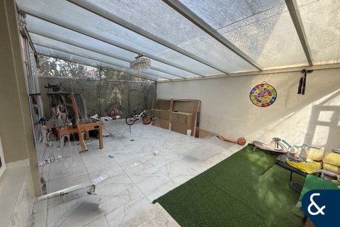 Villa in Dubai Land, Dubai 3 bedrooms, 213 sq.m. № 98834 - photo 9