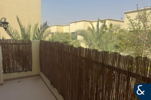 Villa in Dubai 4 bedrooms, 469 sq.m. № 98832 - photo 17