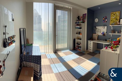 Apartment in Jumeirah Lake Towers, Dubai 3 bedrooms, 280 sq.m. № 98836 - photo 7