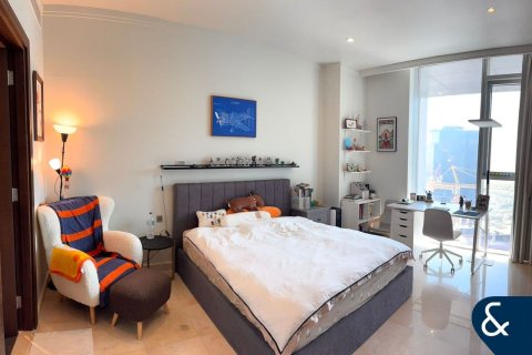 Apartment in Jumeirah Lake Towers, Dubai 3 bedrooms, 280 sq.m. № 98836 - photo 9