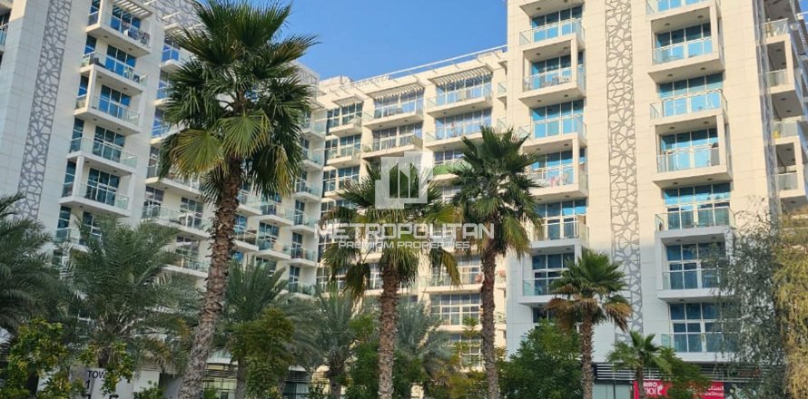 Apartment in Glitz, Dubai Studio City, Dubai 1 bedroom, 76 sq.m. № 15249