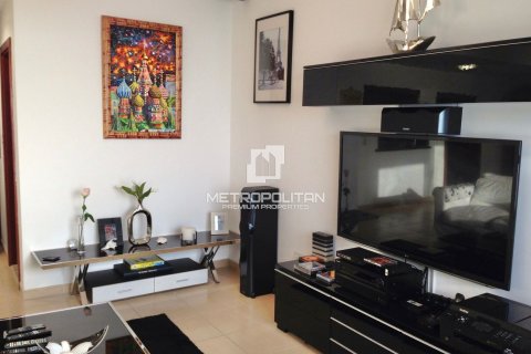 Apartment in Shams, Jumeirah Beach Residence, Dubai 2 bedrooms, 110 sq.m. № 15248 - photo 1