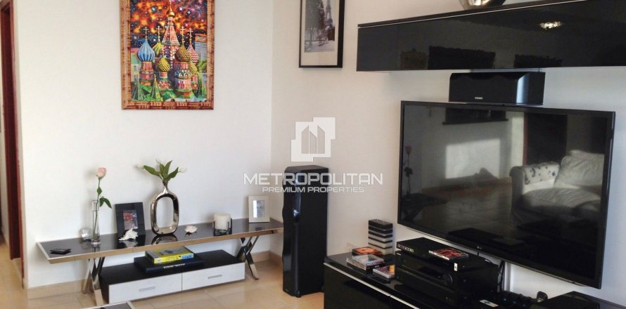 Apartment in Shams, Jumeirah Beach Residence, Dubai 2 bedrooms, 110 sq.m. № 15248