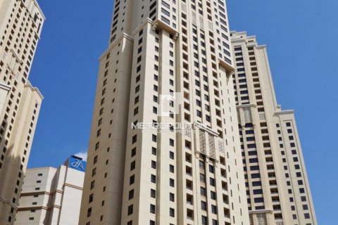 Apartment in Shams, Jumeirah Beach Residence, Dubai 2 bedrooms, 137 sq.m. № 15244 - photo 1
