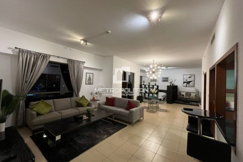 Apartment in Sadaf, Jumeirah Beach Residence, Dubai 2 bedrooms, 133 sq.m. № 15246 - photo 2