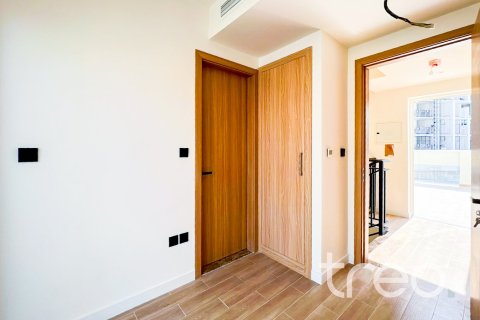 Villa en Dubai, 4 dormitorios, 265.24 m², № 119620 - foto 16