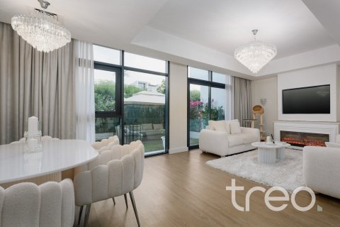 Таунхаус в Дубае, 3 спальни, 169.36м², № 119618
