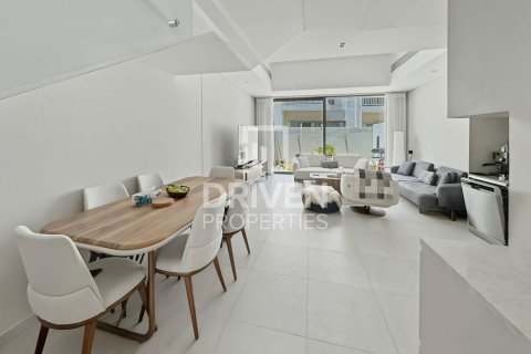 Adosado en Mohammed Bin Rashid City, Dubai, 2 dormitorios, 111.95 m², № 142672 - foto 7