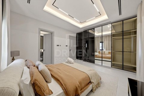 Villa à Jumeirah 3, Jumeirah, Dubai, 6 chambres, 544.69 m², № 142673 - photo 18