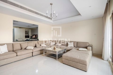 فيلا في Meydan, دبي 4 غرف نوم, 219 م² رقم 66188 - صورة 2