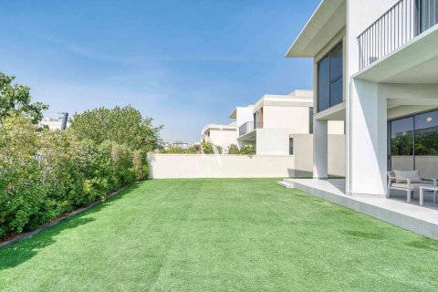 Villa in Harmony, Tilal Al Ghaf, Dubai 5 bedrooms, 545 sq.m. № 111139 - photo 20
