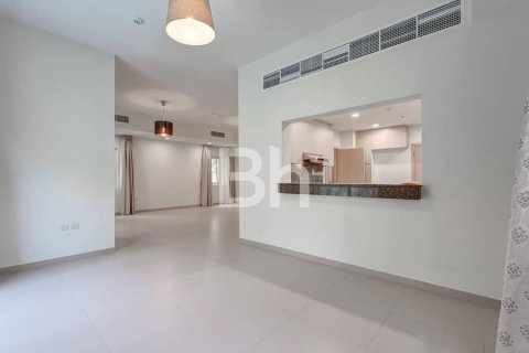 Снять в аренду виллу в Dubai Land, Дубай: 4 спальни, 400м², № 57123 - фото 29