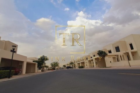 Maison de ville à Town Square, Dubai, 4 chambres, 211 m², № 4144 - photo 1