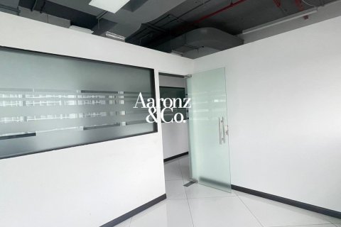 Office in Business Bay, Dubai 95 sq.m. № 108775 - photo 9