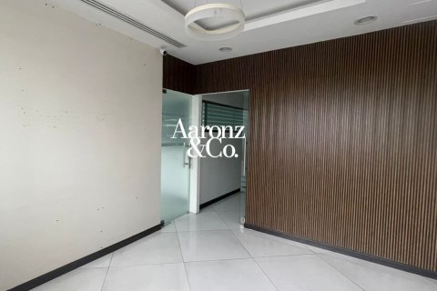 Office in Business Bay, Dubai 95 sq.m. № 108775 - photo 10