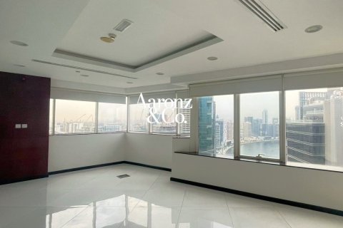 Office in Business Bay, Dubai 95 sq.m. № 108775