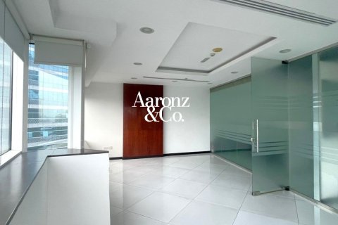 Office in Business Bay, Dubai 95 sq.m. № 108775 - photo 11