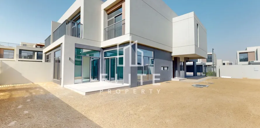 Villa in The Pulse, Dubai South (Dubai World Central), Dubai 4 bedrooms № 85486