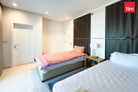 Apartment in Business Bay, Dubai 2 bedrooms, 117.8 sq.m. № 10036 - photo 12