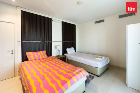 Apartment in Business Bay, Dubai 2 bedrooms, 117.8 sq.m. № 10036 - photo 13