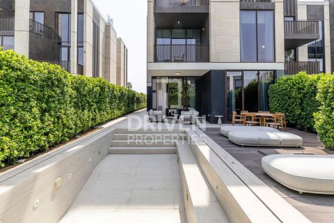 Villa in Jumeirah Bay Island, Jumeirah, Dubai 5 bedrooms, 468.51 sq.m. № 127909 - photo 29