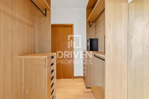 Снять в аренду квартиру в Jumeirah Bay Island, Джумейра, Дубай: 1 спальня, 150.41м², № 127915 - фото 14