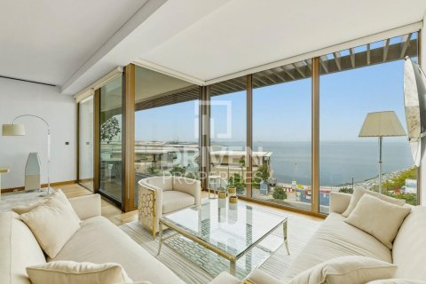 Снять в аренду квартиру в Jumeirah Bay Island, Джумейра, Дубай: 1 спальня, 150.41м², № 127915 - фото 13
