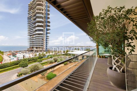 Снять в аренду квартиру в Jumeirah Bay Island, Джумейра, Дубай: 1 спальня, 150.41м², № 127915 - фото 4