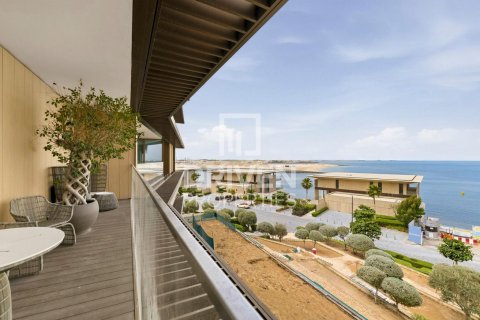 Снять в аренду квартиру в Jumeirah Bay Island, Джумейра, Дубай: 1 спальня, 150.41м², № 127915 - фото 28