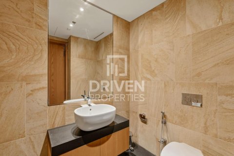 Снять в аренду квартиру в Jumeirah Bay Island, Джумейра, Дубай: 1 спальня, 150.41м², № 127915 - фото 16
