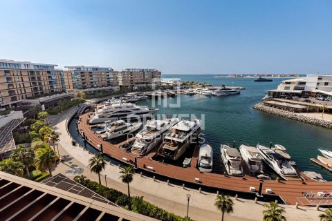 Apartment in Jumeirah Bay Island, Jumeirah, Dubai 2 bedrooms, 208.57 sq.m. № 127910 - photo 18