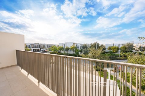 Townhouse in Tilal Al Ghaf, Dubai 4 bedrooms, 219 sq.m. № 16795 - photo 17