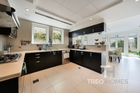 فيلا في Regional, Jumeirah Park, دبي 3 غرف نوم, 285 م² رقم 16786 - صورة 9
