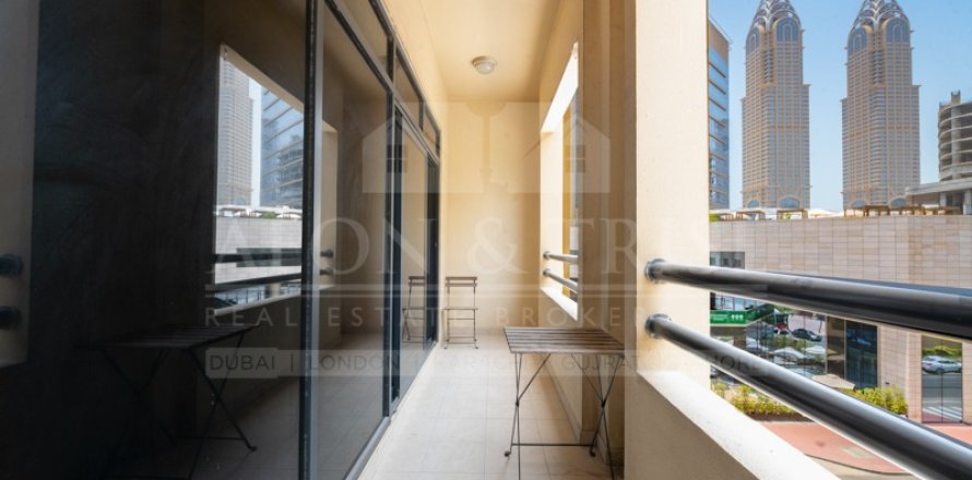 Apartamento en AL GHAF APARTMENTS en Greens, Dubai, 2 dormitorios, 120 m², № 62796