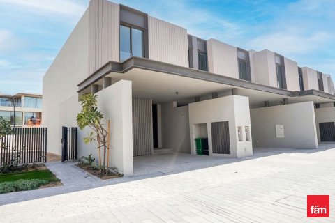 Townhouse in Dubai 3 bedrooms, 348.1 sq.m. № 109471