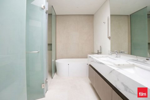 Townhouse in Dubai 3 bedrooms, 348.1 sq.m. № 109471 - photo 11