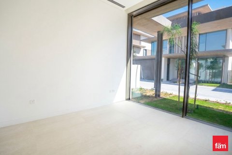 Townhouse in Dubai 3 bedrooms, 348.1 sq.m. № 109471 - photo 14