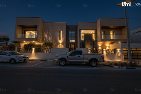 Villa en Al Furjan, Dubai, 5 dormitorios, 600 m², № 109472 - foto 25