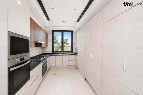 Villa en Al Furjan, Dubai, 5 dormitorios, 600 m², № 109472 - foto 2