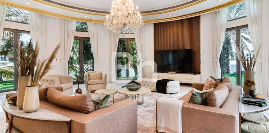 Вилла в Пальме Джумейре, Дубай, 5 спален, 1245м², № 21492