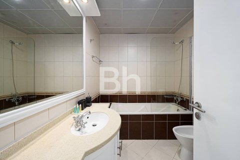Apartment in Dubai Marina, Dubai 2 bedrooms, 144 sq.m. № 21494 - photo 10