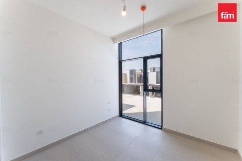 Villa à Dubai, 4 chambres, 254.4 m², № 141802 - photo 2