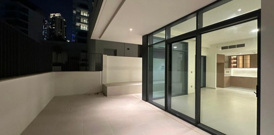 Apartment in Dubai 2 bedrooms, 170.8 sq.m. № 141801
